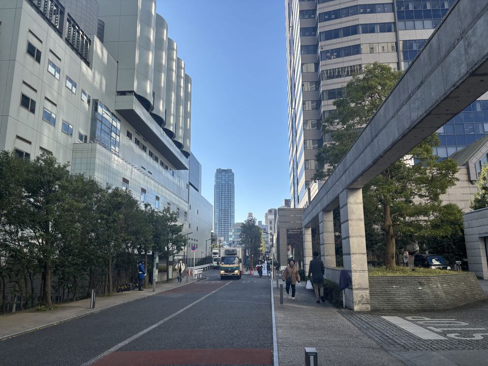 右側の通路